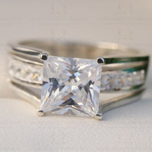Load image into Gallery viewer, 2.23Ct Princess EF Colorless Moissanite Engagement Ring with 0.78Ct Princess Moissanite On Shank, Gold Split Shank Solitaire Wedding Ring