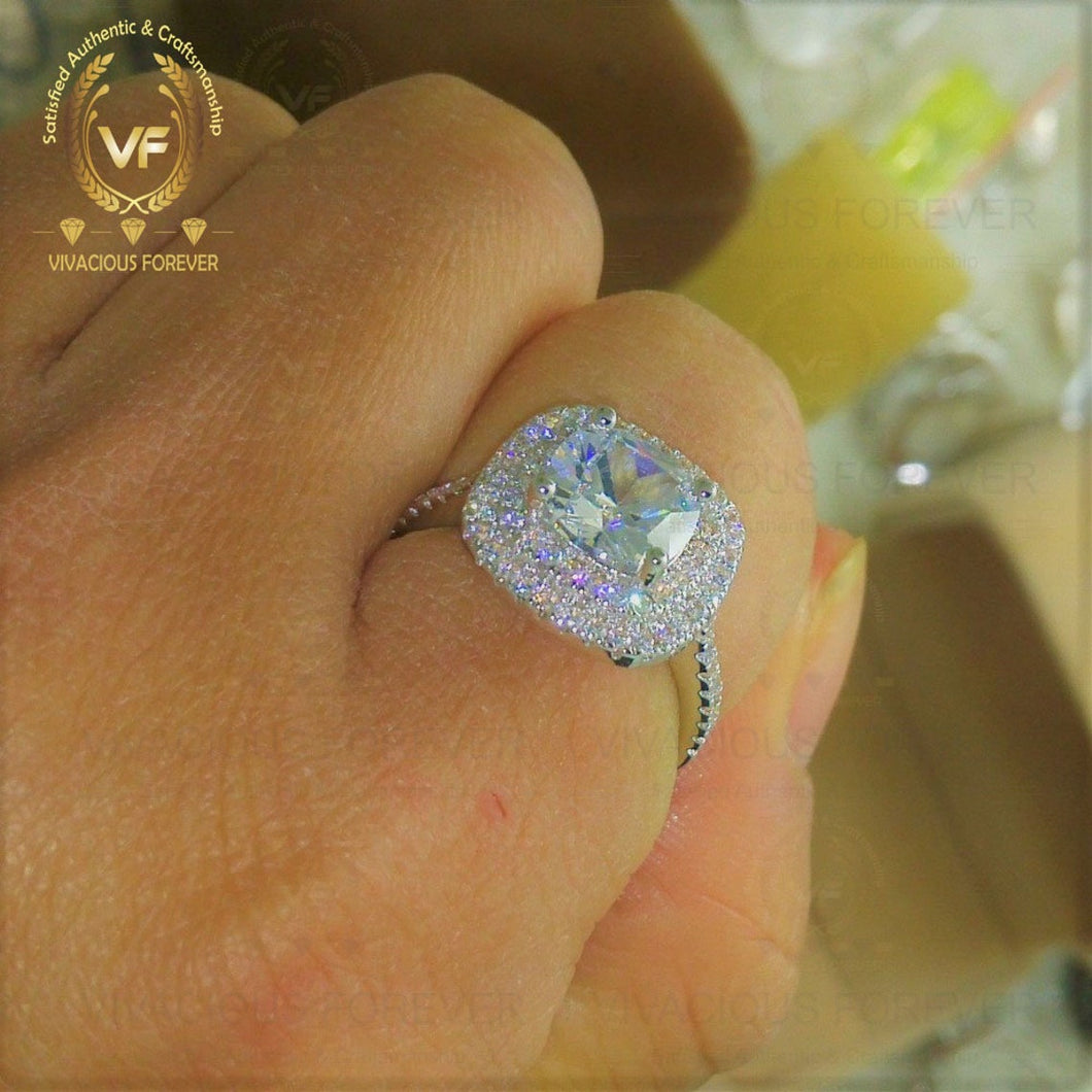 Cushion Colorless Forever One 2ct Stone Wedding Ring Gift For Fiance 0.52Ct Accented Natural Diamond Gorgeous Moissanite Engagement Rings